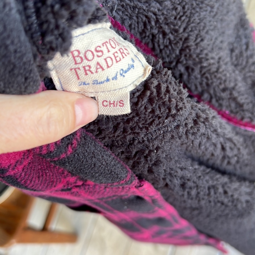 Boston Traders Pink and Black Plaid Women's Top - Picture 6 of 9